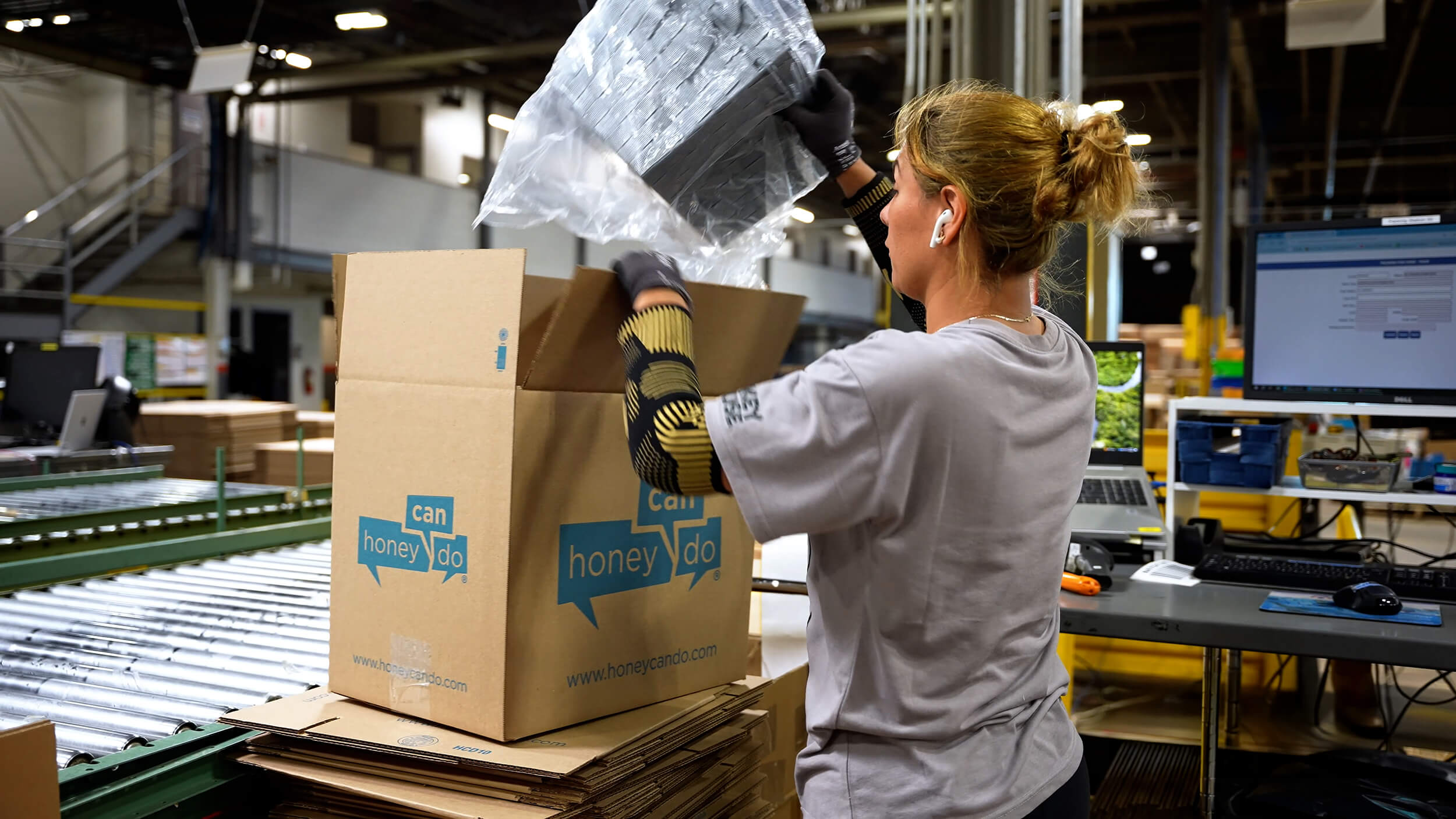 Honey-Can-Do Improves Efficiency and Capacity by Implementing Softeon’s Warehouse Management System 8 honey can do image